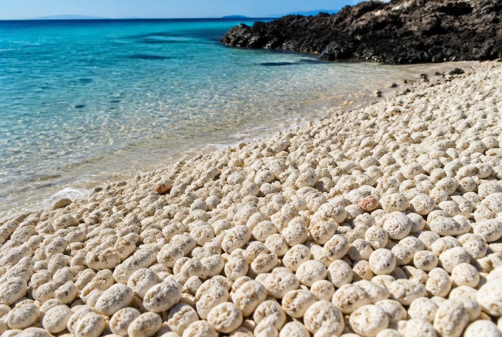 Playa de las Palomitas (Popcorn Beach)